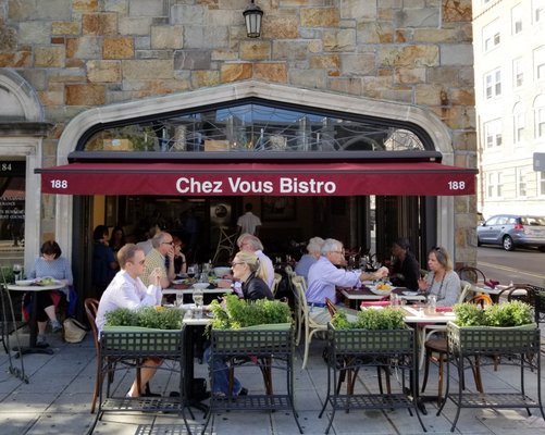 chez vous bistro
